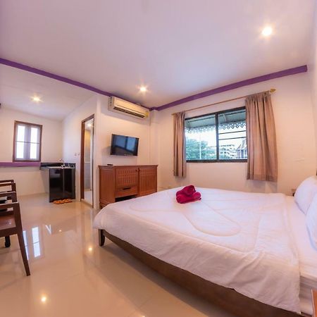 Enrico Hostel Patong المظهر الخارجي الصورة